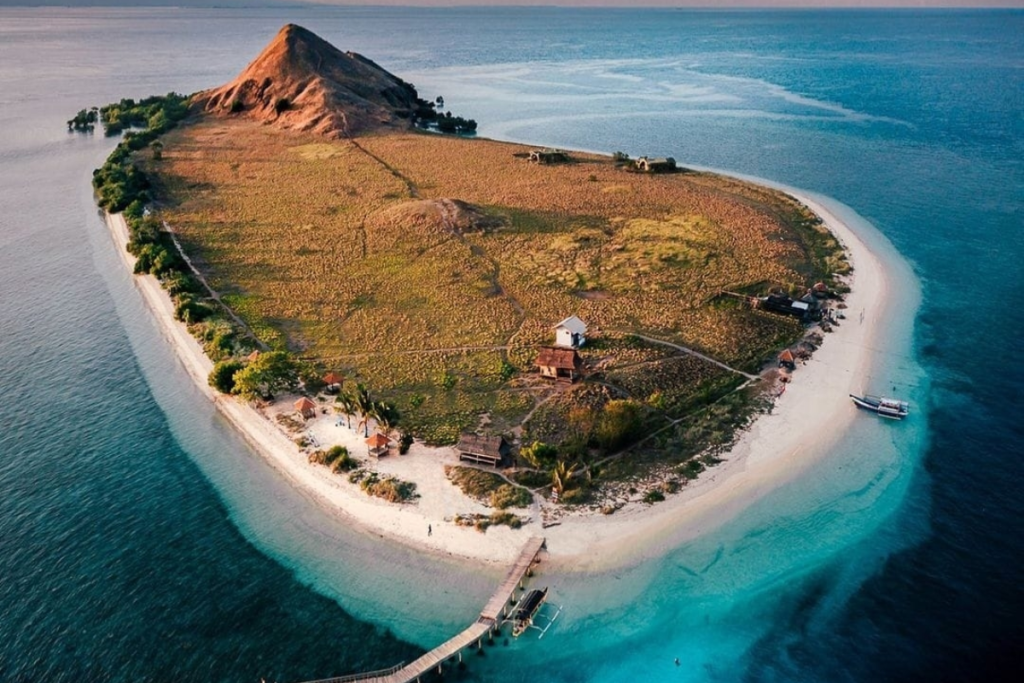 Komodo Island itinerary