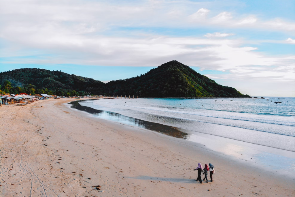 best places to visit in Lombok for surfing