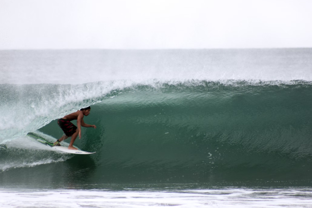 surf guide in Lombok