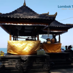 Batu Bolong Temple Lombok
