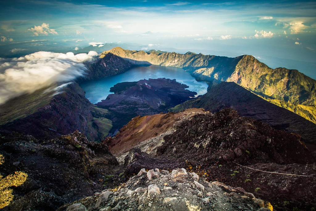 Mount Rinjani National Park rules and regulations