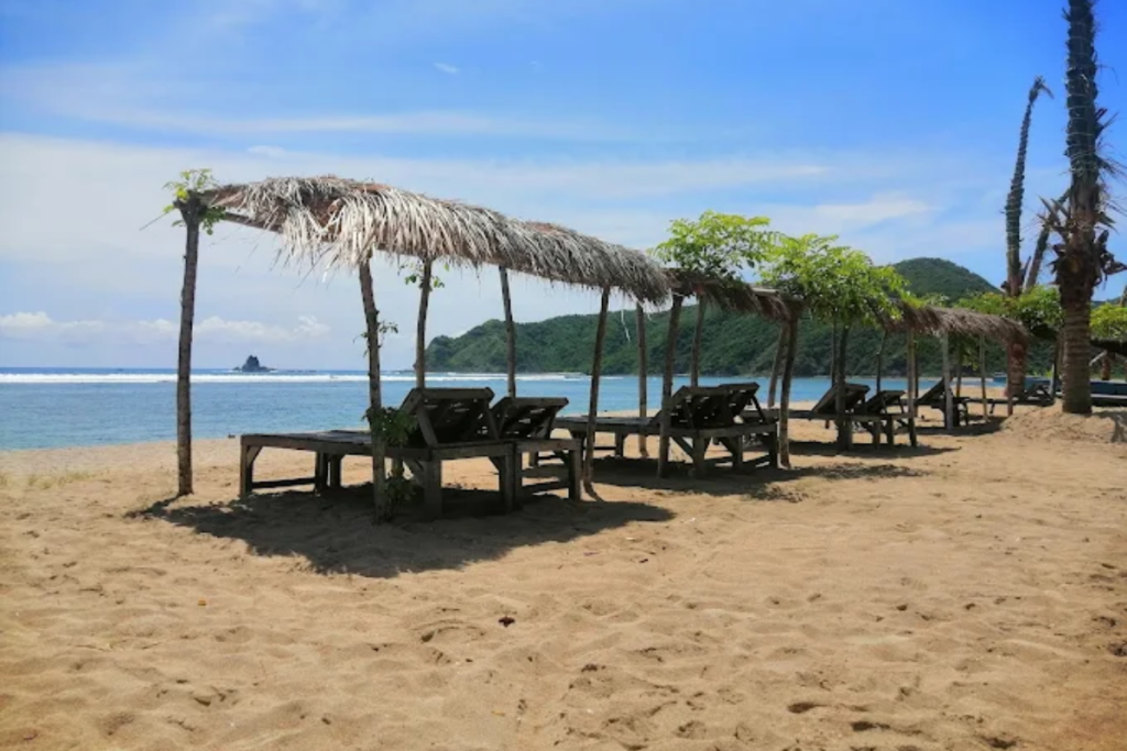 Tips for visiting Areguling Beach